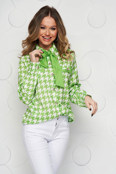 Women`s shirt thin fabric loose fit with faux pockets
