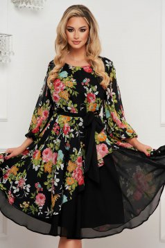 Dress cloche from veil fabric midi with floral print with cut-out sleeves