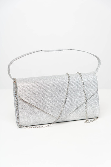 Silver bag occasional clutch with glitter details accessorized with chain detachable chain