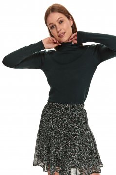 Darkgreen sweater with turtle neck from elastic fabric