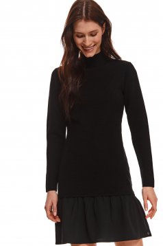 Rochie tricotata neagra in clos pe gat - Top Secret