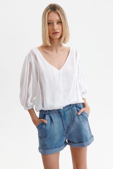 Blouses, White women`s blouse loose fit thin fabric front closing - StarShinerS.com